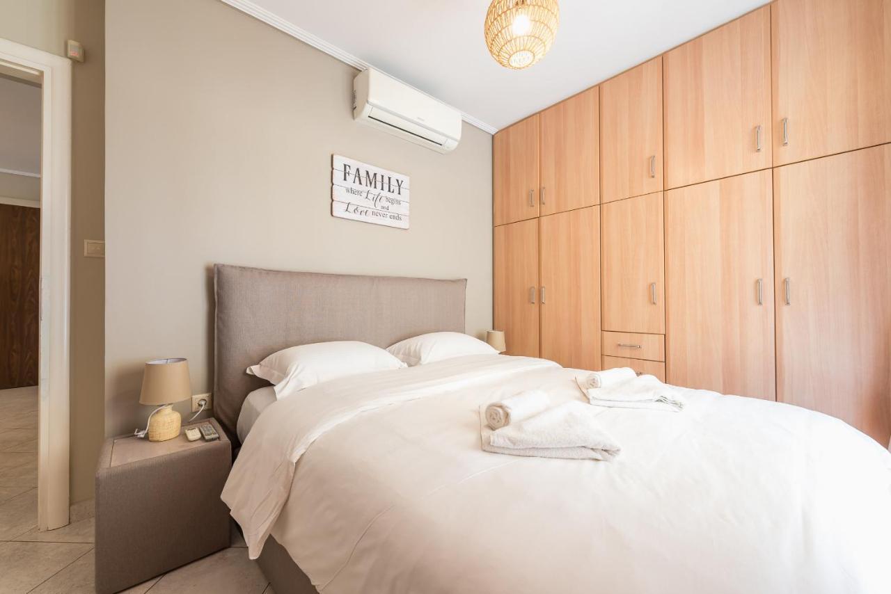 Luxury And Spacious Apt For 8 Guests New Features April 2025 Athens Exterior photo