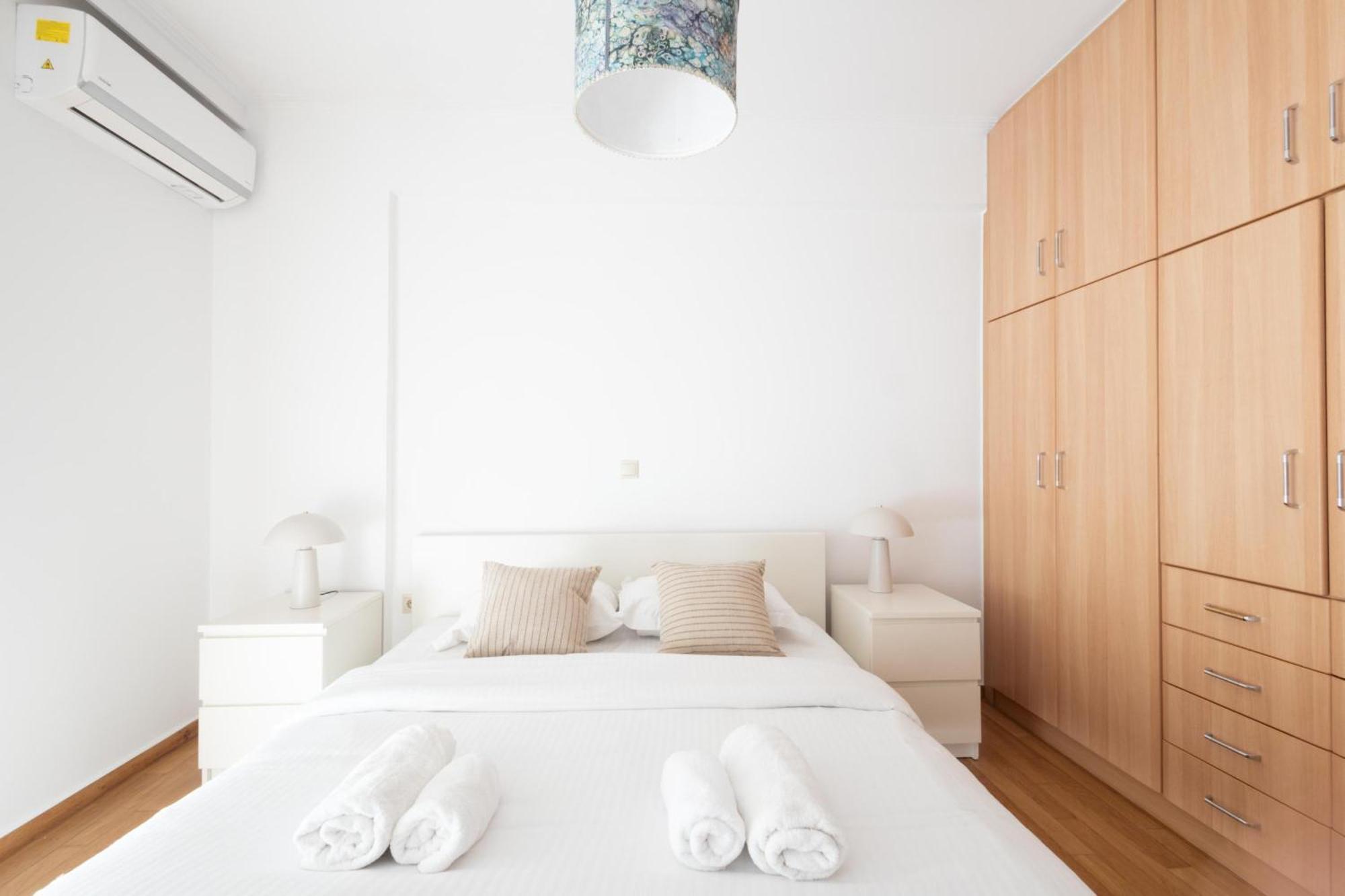 Luxury And Spacious Apt For 8 Guests New Features April 2025 Athens Exterior photo