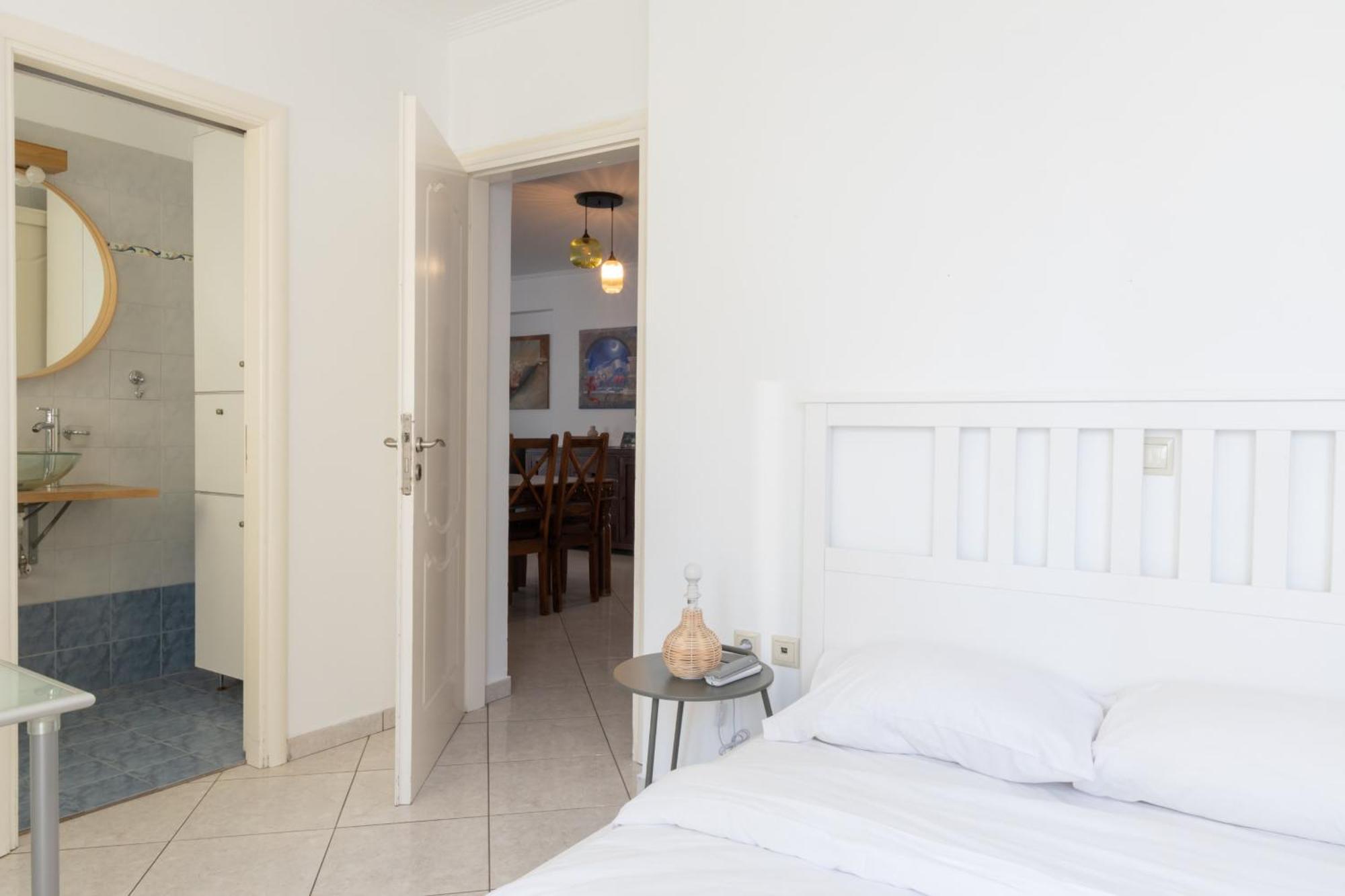 Luxury And Spacious Apt For 8 Guests New Features April 2025 Athens Exterior photo